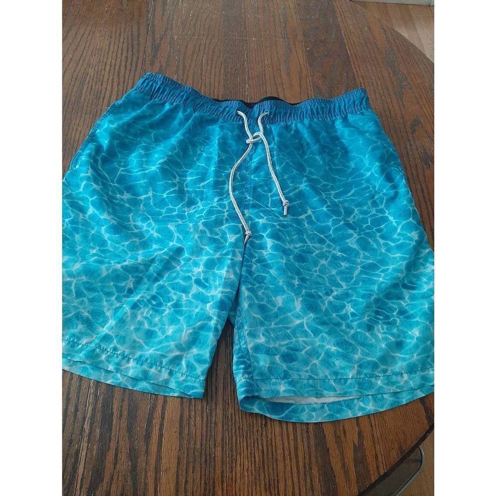 Mens Size Medium Kirkland Signature Aqua Blue Water Wave Swim Trunks Shorts